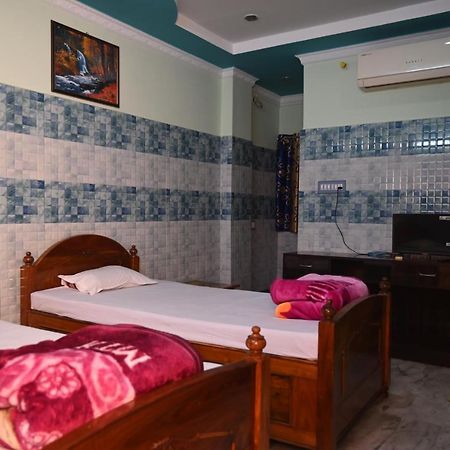 Hotel Rajmahal Bankura Bagian luar foto